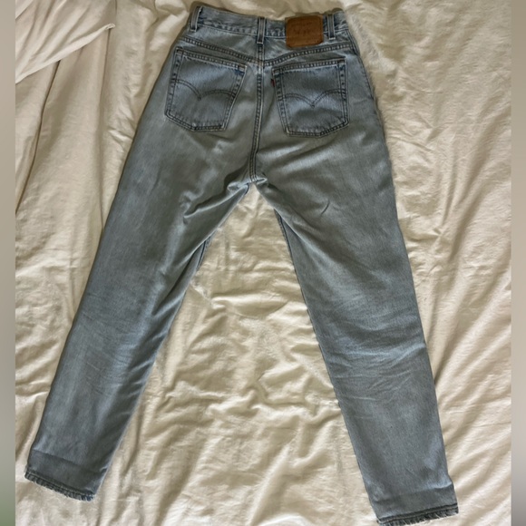 Vintage Levi’s 505 High Rise Embroidered Light Wash Jeans - Picture 3 of 12